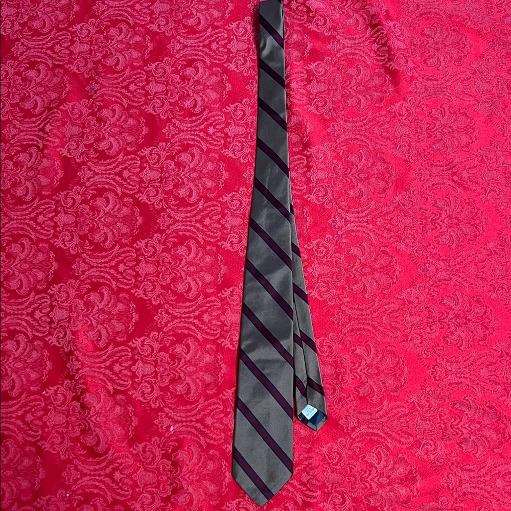 Jos. A. Bank 100% Silk Necktie Brown Blue Burgundy Diagonal Stripe Classic Tie